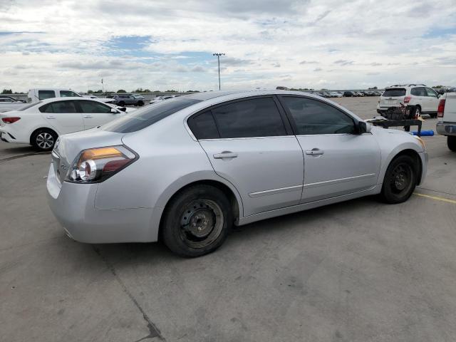 1N4AL2AP3AN468625 - 2010 NISSAN ALTIMA BAS SILVER photo 3