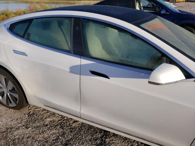 5YJSA1E27LF413156 - 2020 TESLA MODEL S Blanco foto 9