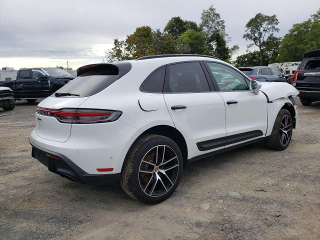 WP1AA2A55NLB01661 - 2022 PORSCHE MACAN WHITE photo 4