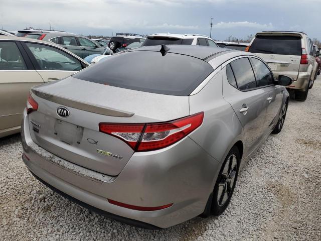 KNAGM4AD6D5041427 - 2013 KIA OPTIMA HYB SILVER photo 4