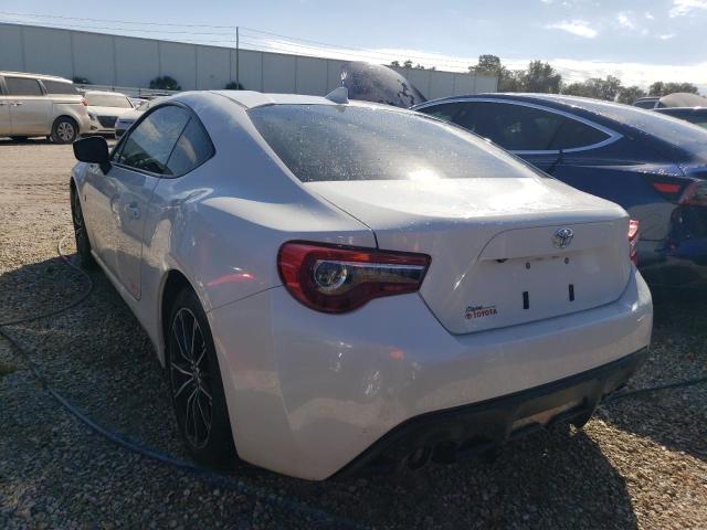 JF1ZNAA13L8751143 - 2020 TOYOTA 86 WHITE photo 3