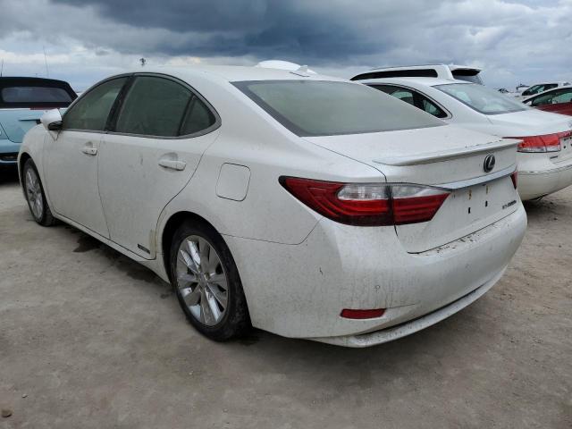 JTHBW1GG6D2028166 - 2013 LEXUS ES 300H WHITE photo 3