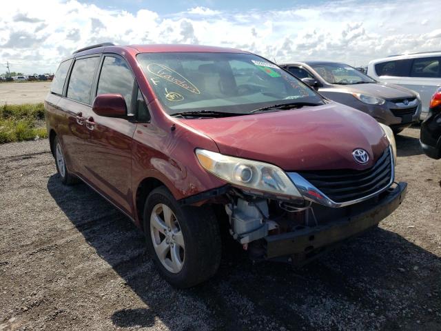 5TDKK3DC1BS002252 - 2011 TOYOTA SIENNA LE RED photo 1