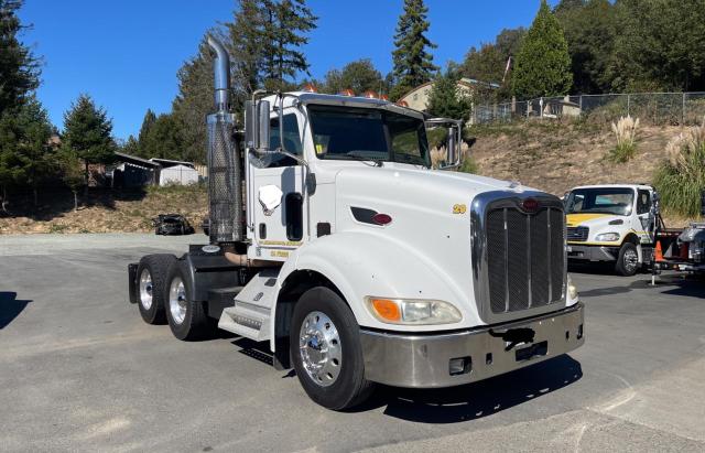 1XPVD09X79D784983 - 2009 PETERBILT 384 WHITE photo 1