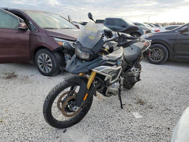 WB10B1908KZ790212 - 2019 BMW F 850 GS TWO TONE photo 2