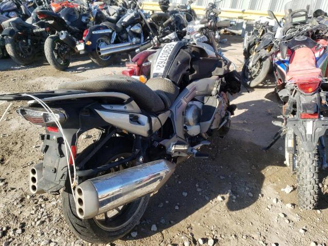 WB1061200CZZ22735 - 2012 BMW K1600 GTL SILVER photo 4