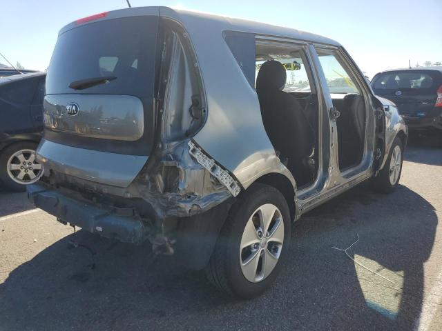 KNDJN2A26G7246067 - 2016 KIA SOUL GRAY photo 4