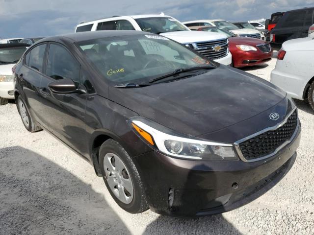 3KPFK4A76HE048015 - 2017 KIA FORTE LX GRAY photo 1