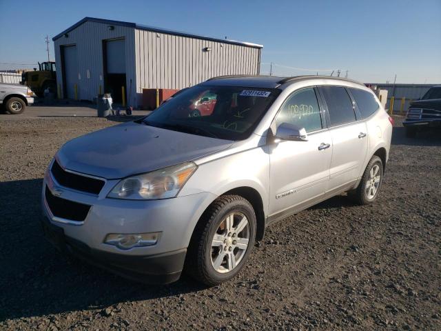 1GNEV23D19S122912 - 2009 CHEVROLET TRAVERSE SILVER photo 9