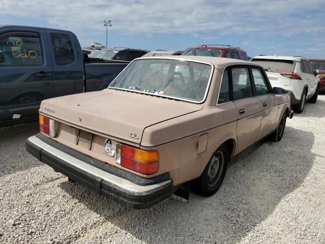 YV1AX4541B1657934 - 1981 VOLVO 244 BEIGE photo 4