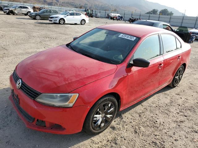 3VW2K7AJ1EM417972 - 2014 VOLKSWAGEN JETTA BASE RED photo 2