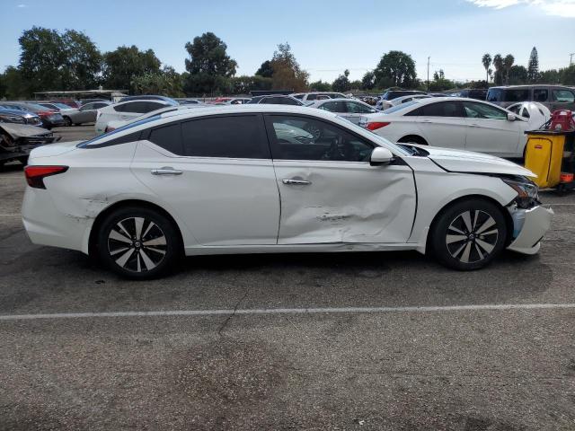 1N4BL4DV3NN347271 - 2022 NISSAN ALTIMA SV WHITE photo 9