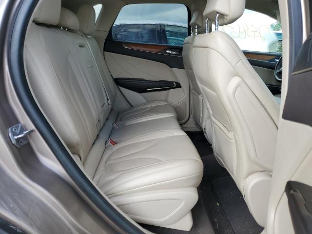5LMCJ2C90KUL09925 - 2019 LINCOLN MKC SELECT 棕色 照片 6
