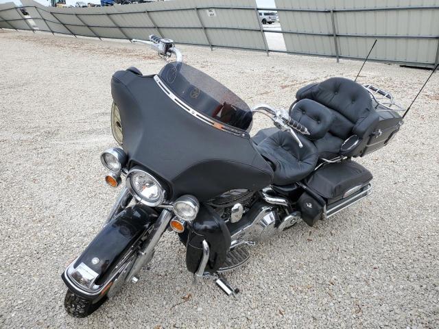 1HD1FCW103Y625605 - 2003 HARLEY-DAVIDSON FLHTCUI 黑色 照片 2