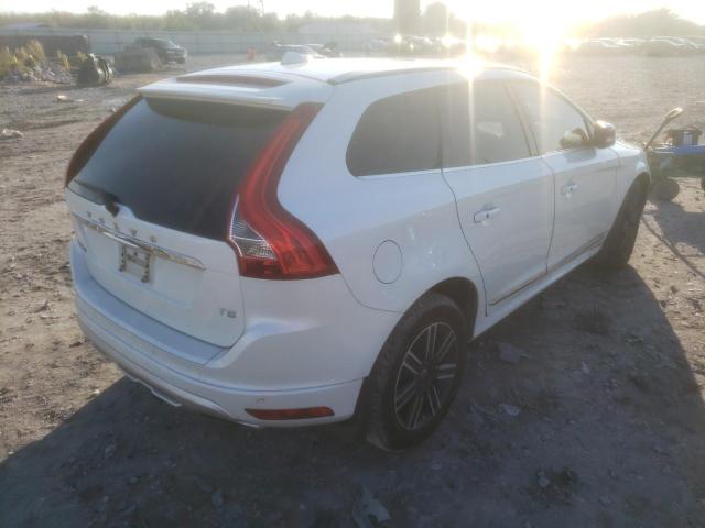 YV440MDR0H2036737 - 2017 VOLVO XC60 T5 DY WHITE photo 4