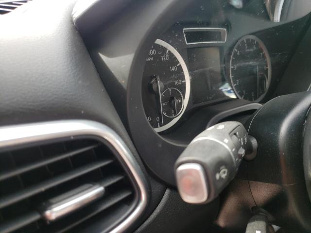 SJKCH5CP1JA040558 - 2018 INFINITI QX30 BASE WHITE photo 8