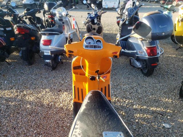 ZAPM448F595603448 - 2009 VESPA LX 150 ORANGE photo 5