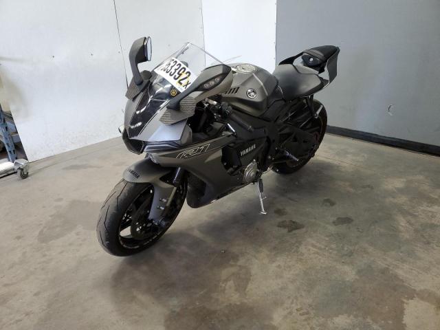 JYARN42E5GA000312 - 2016 YAMAHA YZFR1S GRAY photo 2