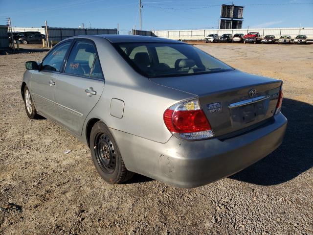 4T1BF30K16U629984 - 2006 TOYOTA CAMRY LE SILVER photo 3