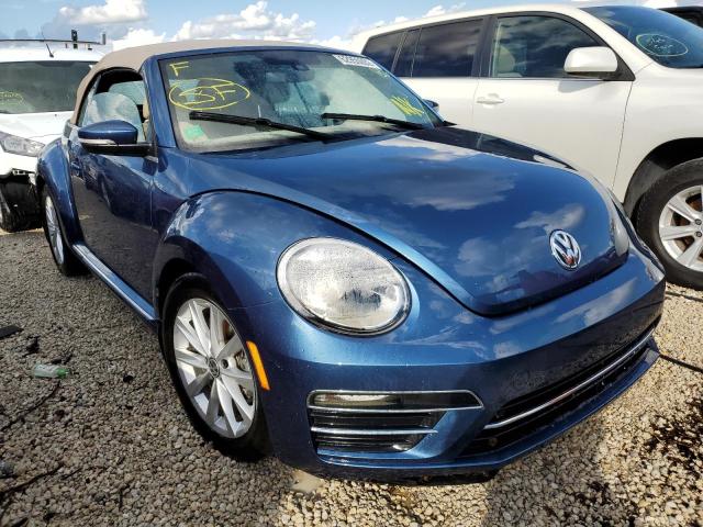 3VW517AT4HM813979 - 2017 VOLKSWAGEN BEETLE S/S 蓝色 照片 1