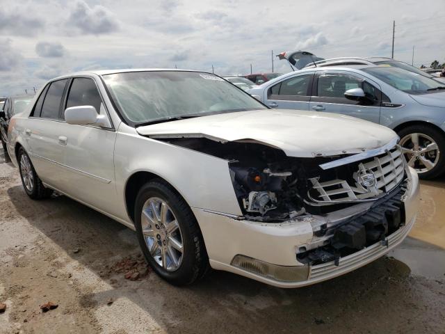 1G6KH5EY4AU117770 - 2010 CADILLAC DTS PREMIU WHITE photo 1