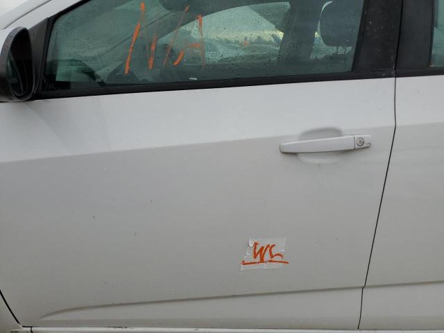 1G1JA5SGXD4238700 - 2013 CHEVROLET SONIC LS WHITE photo 9