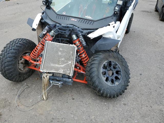 3JBVMAW40LK000218 - 2020 CAN-AM MAVERICK X WHITE photo 9