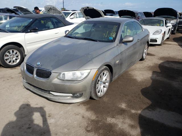 WBADW3C54BE541421 - 2011 BMW 328 I GOLD photo 2