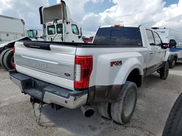 1FT8W4DT7HED66016 - 2017 FORD F450 SUPER WHITE photo 4
