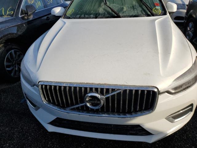 YV4102DL8L1424204 - 2020 VOLVO XC60 T5 IN WHITE photo 7