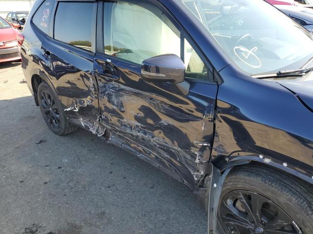 JF2SKARC7MH521246 - 2021 SUBARU FORESTER S BLUE photo 9