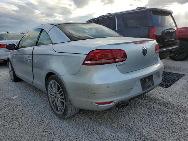 WVWFW7AH3CV008946 - 2012 VOLKSWAGEN EOS LUX 银色 照片 3