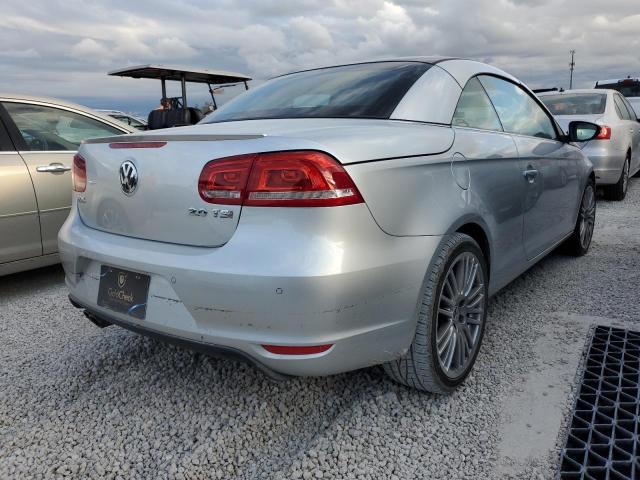 WVWFW7AH3CV008946 - 2012 VOLKSWAGEN EOS LUX 银色 照片 4