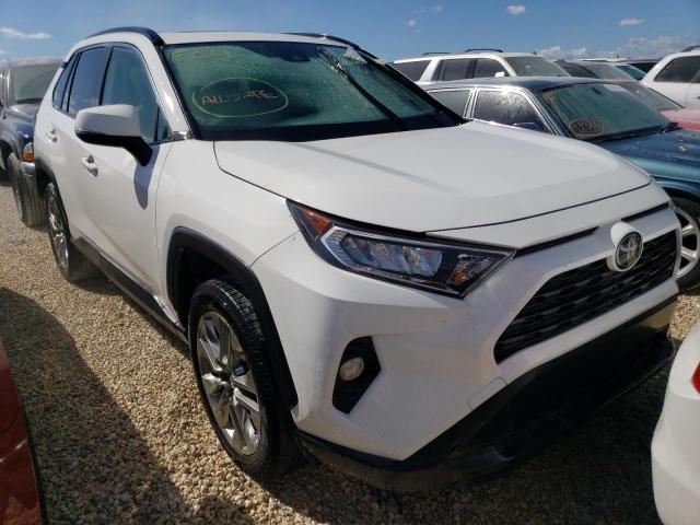 JTMC1RFVXKD015537 - 2019 TOYOTA RAV4 XLE P WHITE photo 1