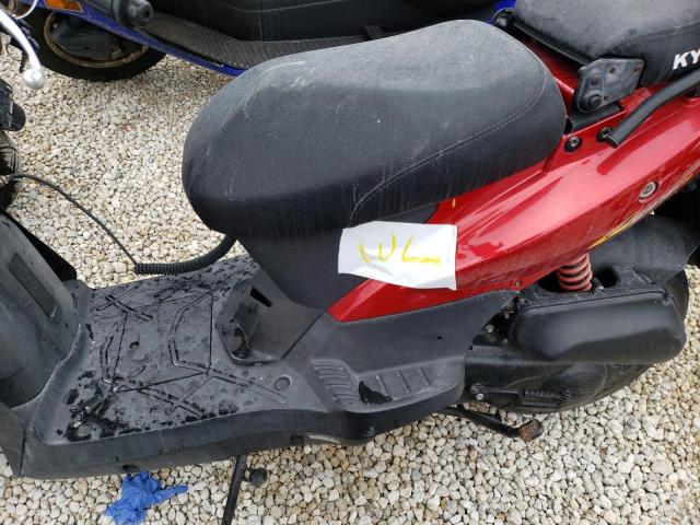 LC2U6A0369C002148 - 2009 KYMCO USA INC AGILITY 50 RED photo 9