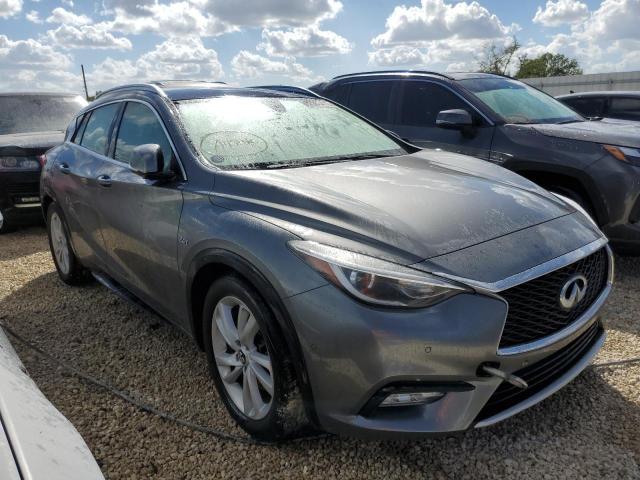 SJKCH5CP5JA043575 - 2018 INFINITI QX30 BASE GRAY photo 1