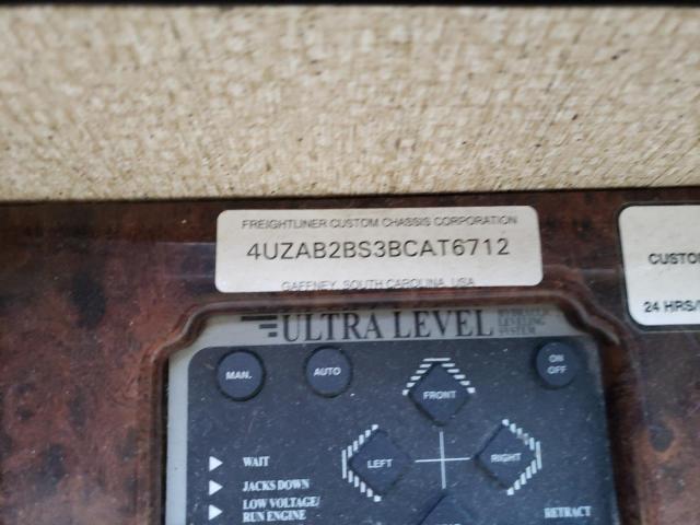 4UZAB2BS3BCAT6712 - 2011 FREIGHTLINER CHASSIS XC ვერცხლისფერი ფოტო 10
