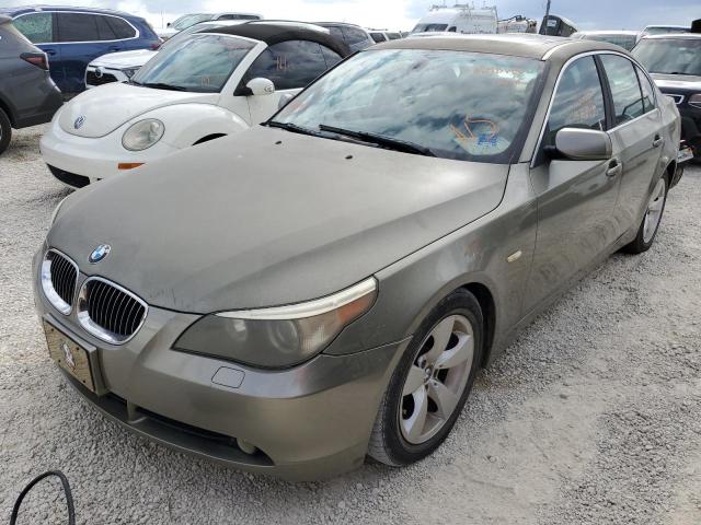 WBANE53576CK91306 - 2006 BMW 525 I GRAY photo 2