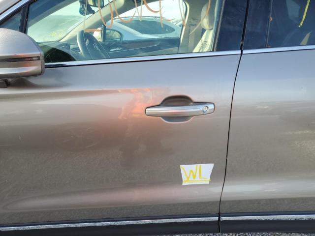 5LMCJ2C93KUL48556 - 2019 LINCOLN MKC SELECT 米色 照片 9