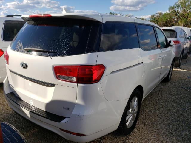 KNDMB5C15H6306620 - 2017 KIA SEDONA LX WHITE photo 4