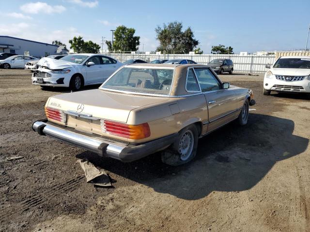 10704412022651 - 1975 MERCEDES-BENZ SL GOLD photo 4