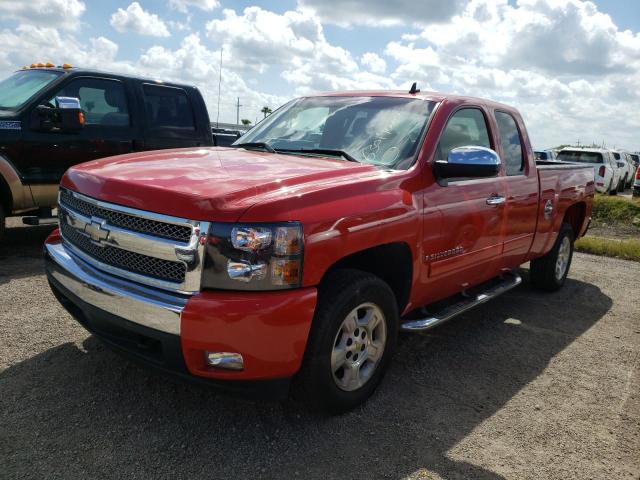 2GCEC19C271646476 - 2007 CHEVROLET SILVERADO RED photo 2