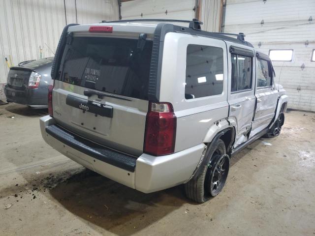 1J4RG4GK7AC125329 - 2010 JEEP COMMANDER 银色 照片 4