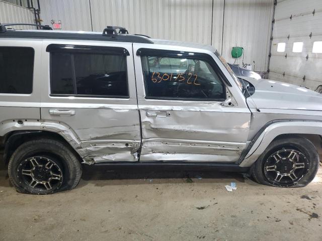 1J4RG4GK7AC125329 - 2010 JEEP COMMANDER 银色 照片 9