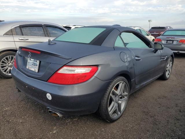 WDDPK4HA1EF078181 - 2014 MERCEDES-BENZ SLK 250 GRAY photo 4