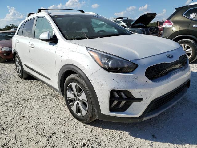 KNDCB3LCXL5367882 - 2020 KIA NIRO LX WHITE photo 1