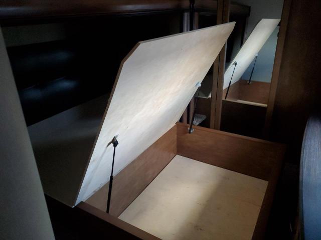 573FR3621G3305437 - 2016 GRAN REFLECTION BEIGE photo 5