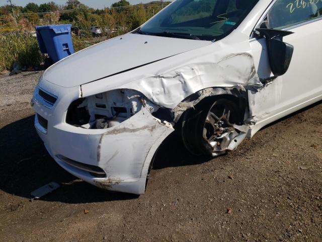 1G1ZG57B494170710 - 2009 CHEVROLET MALIBU LS WHITE photo 9