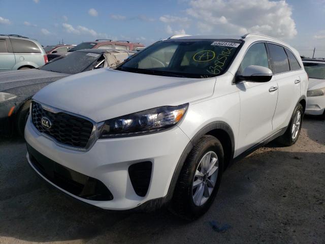 5XYPG4A35LG676677 - 2020 KIA SORENTO L WHITE photo 2