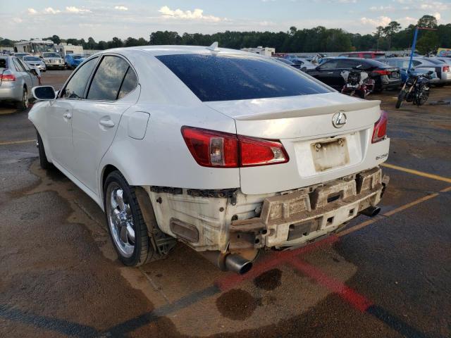 JTHBF5C2XB5151529 - 2011 LEXUS IS 250 WHITE photo 3